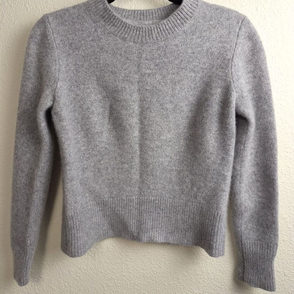 Heather Gray Cashmere Sweater XS Junior Cozy Crewneck Crop Minimalist Coastal